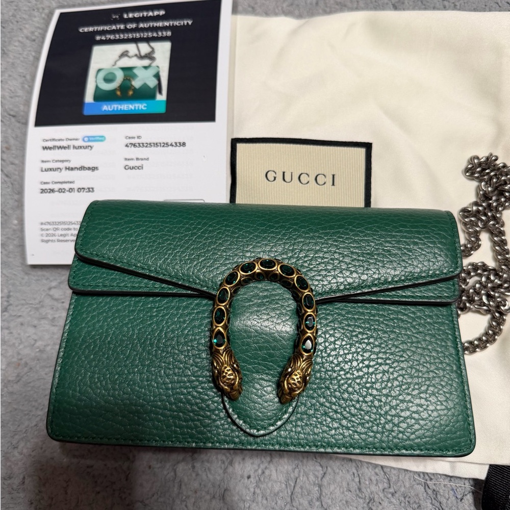 Gucci Green Leather Clutch with Gold Accent